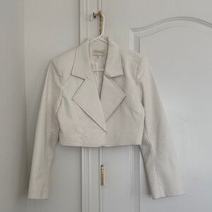 Divine Heritage Cropped off white Blazer Sz small. Worn one time